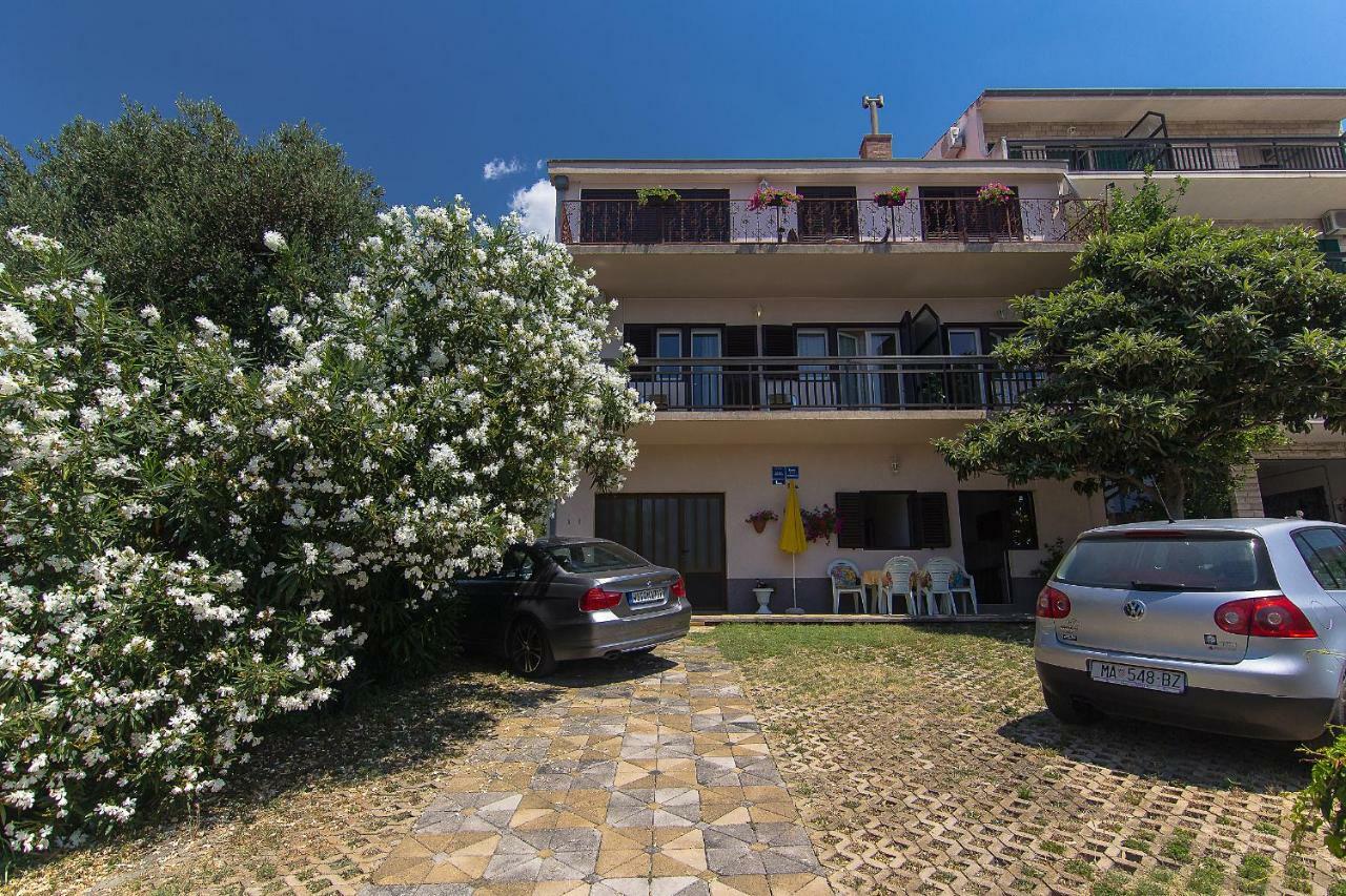 Apartmani Marijanovic Макарска Екстериор снимка